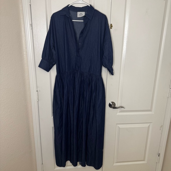 Marielle Stokkelaar Almelo Chambray Maxi Dress